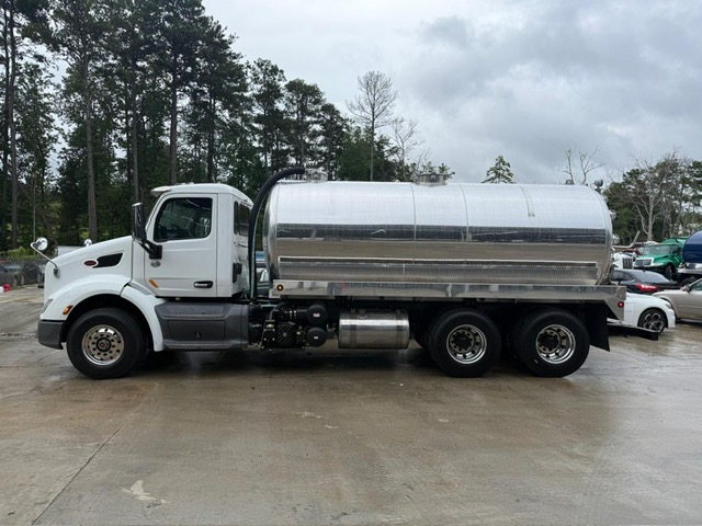 INCOMING IN SEPTEMBER!!! 7 2020 PETERBILT 4,000-5,000 GALLONS 2 COMPARTMENT WITH JETTERS!!