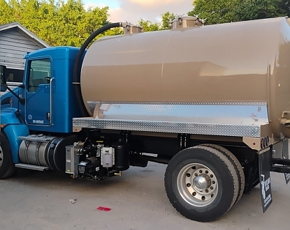 2017 Kenworth T270 blue,UNDER CDL! LOW MILES! NEW 2500 GAL ALUM