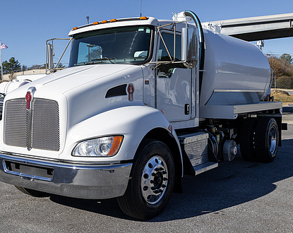 2021 Kenworth T370, 33K GVW, NEW 2500 gal steel, NEW MASPORT MAMBA!