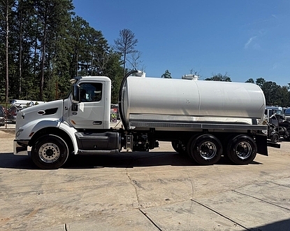 2020 Peterbilt 579 NEW 4,000 gallon steel vacuum tank new NVE B500 blower