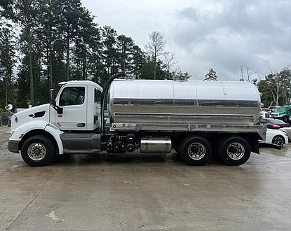2020 PETERBILT STOCK#72310 NEW 3,600 GALLON ALUM NVE4310 BLOWER JETTER