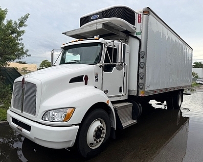 2021 Kenworth T270,PX7 300 HP,Allison auto, non cdl! NEW 2,500 gal steel new B500 Blower