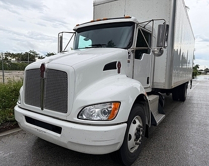 2020 Kenworth T270,PX7 300 NEW 2,500 gal steel tank NEW B500 Blower