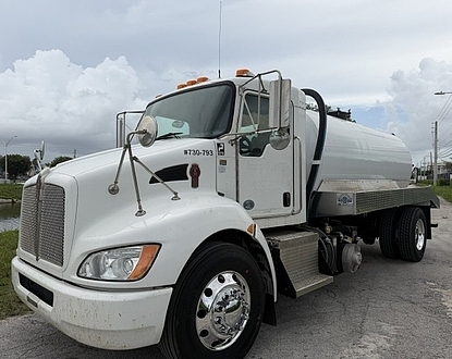 2020 Kenworth T270 under cdl NEW 2500 gal lcm tank new masport mamba