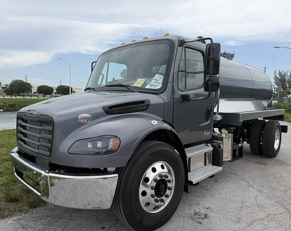 2027 Freightliner M2 Gun Metal! NEW 2,500 gal steel vacuum tank new B500 blower