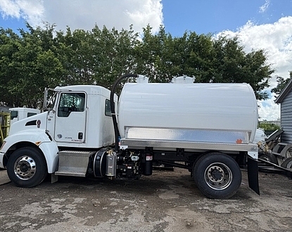 2021 Kenworth T270 NEW 2,500 gal steel new B500 blower new tires!