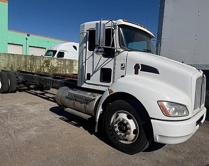 2021 Kenworth T270,PX7 300 HP,Allison auto, non cdl! NEW 2,500 gal steel new B500 Blower