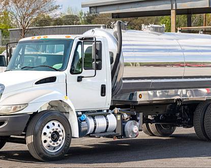 2017 International NEW 2,500 gal aluminum vacuum tank 2 comp new jetter toolbox system