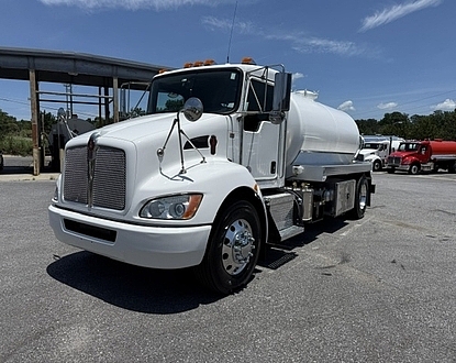 2020 Kenworth T270 NEW 2,500 gal steel new B500 blower, new jetter system