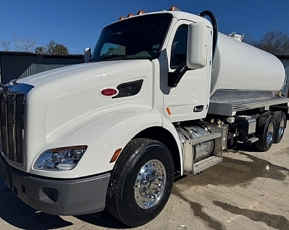 2022 Peterbilt 567