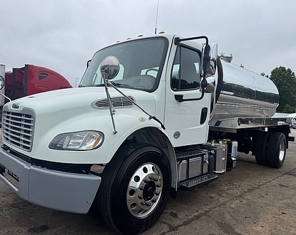 2019 Freightliner M2 NEW 2500 GALLON ALUMINUM VACUUM TANK NEW PUMP