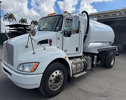 2021 Kenwoth T270