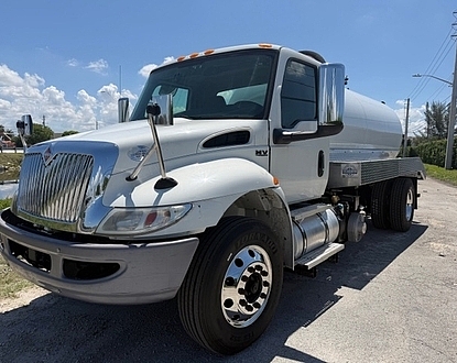 2020 International MV,Cummins,allison NEW 2,500 gallon steel lcm vacuum tank, new masport mamba