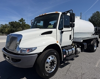 stock#632870 2018 International 4300 NEW 2,500 gal steel new Masport Mamba atlanta,ga