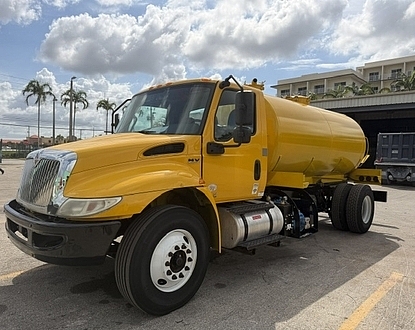 2020 International MV, NEW 2,500 gallon steel vacuum NEW Moro X3 turbo pump
