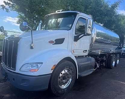 2020 Peterbilt 579 NEW 4,000 gallon Aluminum vacuum tank NVE 4310 BLOWER!!!