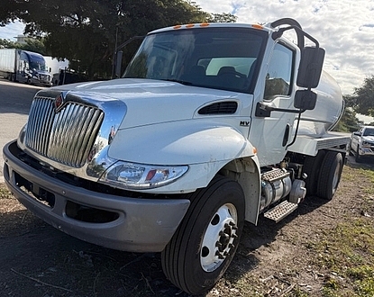 2020 International MV,NEW 2,500 GAL vacuum tank NEW Masport mamba