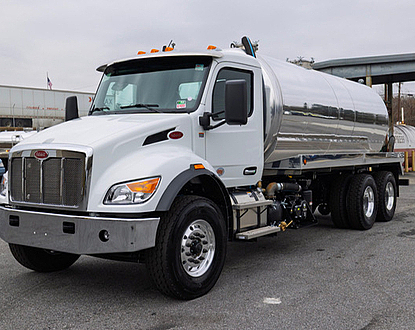 2027 Peterbilt 548,NEW 4,000 gal aluminum vacuum tank, NEW NVE 4310 blower