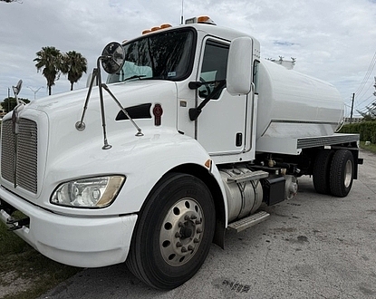 2014 Kenworth T370 NEW 2500 gal steel vacuum tank NEW Masport Viper Pump