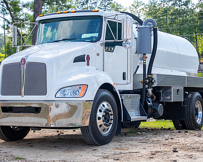 2019 Kenworth T270 under cdl NEW 2500 gallon steel vacuum tank