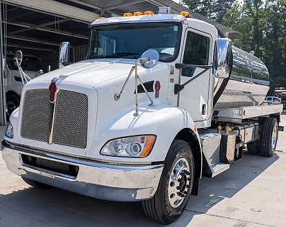2018 Kenworth T270 124,789 Miles! NEW 2,500 gal aluminum tank