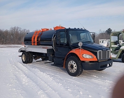 2019 Freightliner M2 26k gvw Harley Truck 2.0 NEW 2,500 gal 2 comp steel new B500